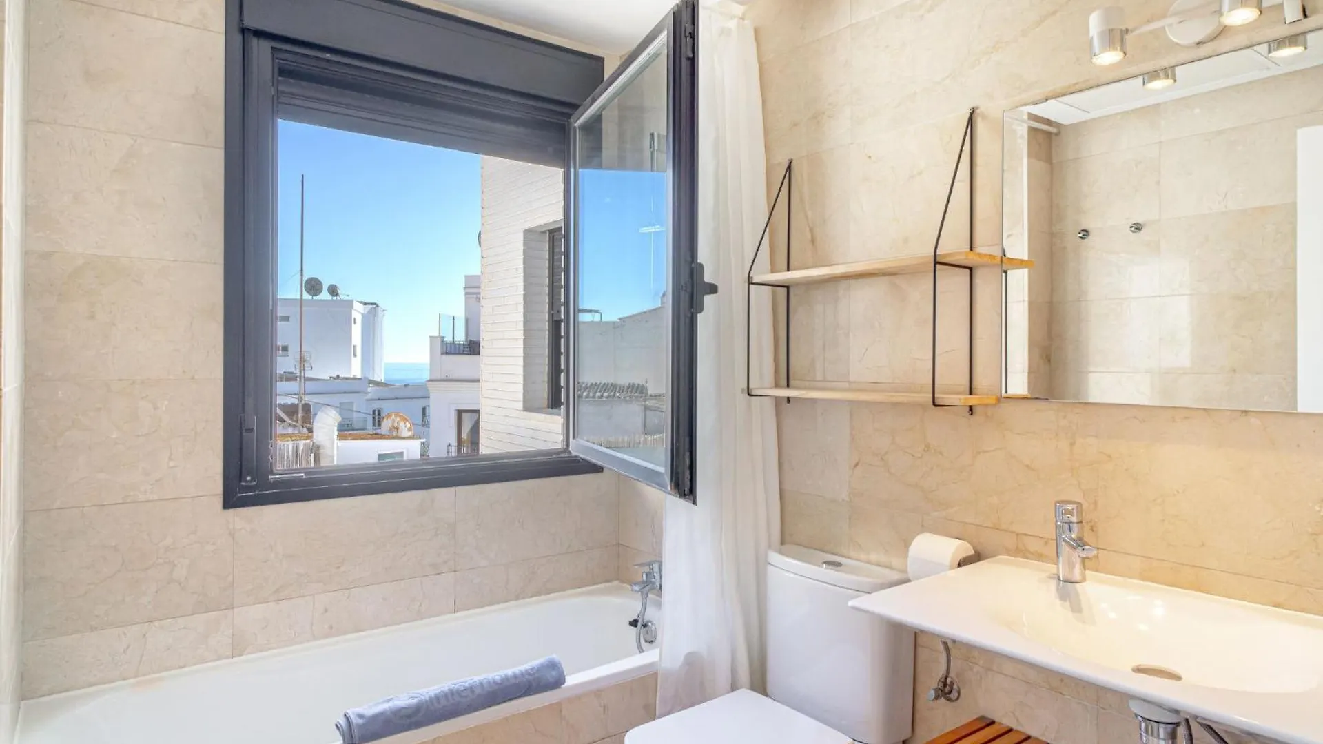 Apartment Iglesia By Interhome Nerja